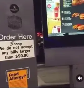 Can I get anything else for you#fyp #viral #mcdonalds #driverhru #prank