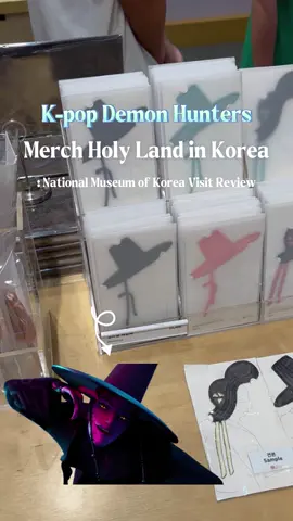 Who knew the National Museum of Korea was a merch paradise too?! 🏛️ Not just history & culture — but exclusive K-pop Demon Hunters goodies you can’t miss 👀 From Ilwol Obongdo (Huntrix stage backdrop) to Saja Boys’ gat to Derpy & Sussie art merch and even keyboards with traditional Korean patterns… so much gorgeous merch all in one place! 🛍️ 👉 And the best part? FREE entry — grab your merch & enjoy the museum = total win Would you line up for these Demon Hunters goods? Save this post for your next Seoul trip! ✈️🇰🇷 #KpopDemonHunters #Korea #NationalMuseumofKorea #Seoul #VisitKorea