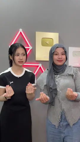 we’re back 😋 #dewanayya #nabilaaulia #spontanuhuy 