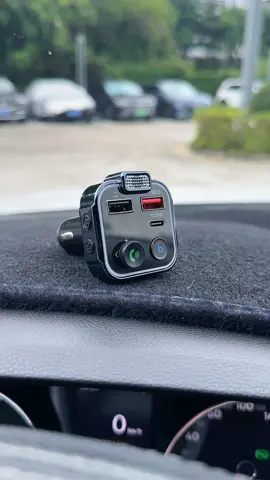 FM Transmitter with Bluetooth - Transmisor FM para Carro #fmradio #radiotransmitter #bluetooth #phone #car           