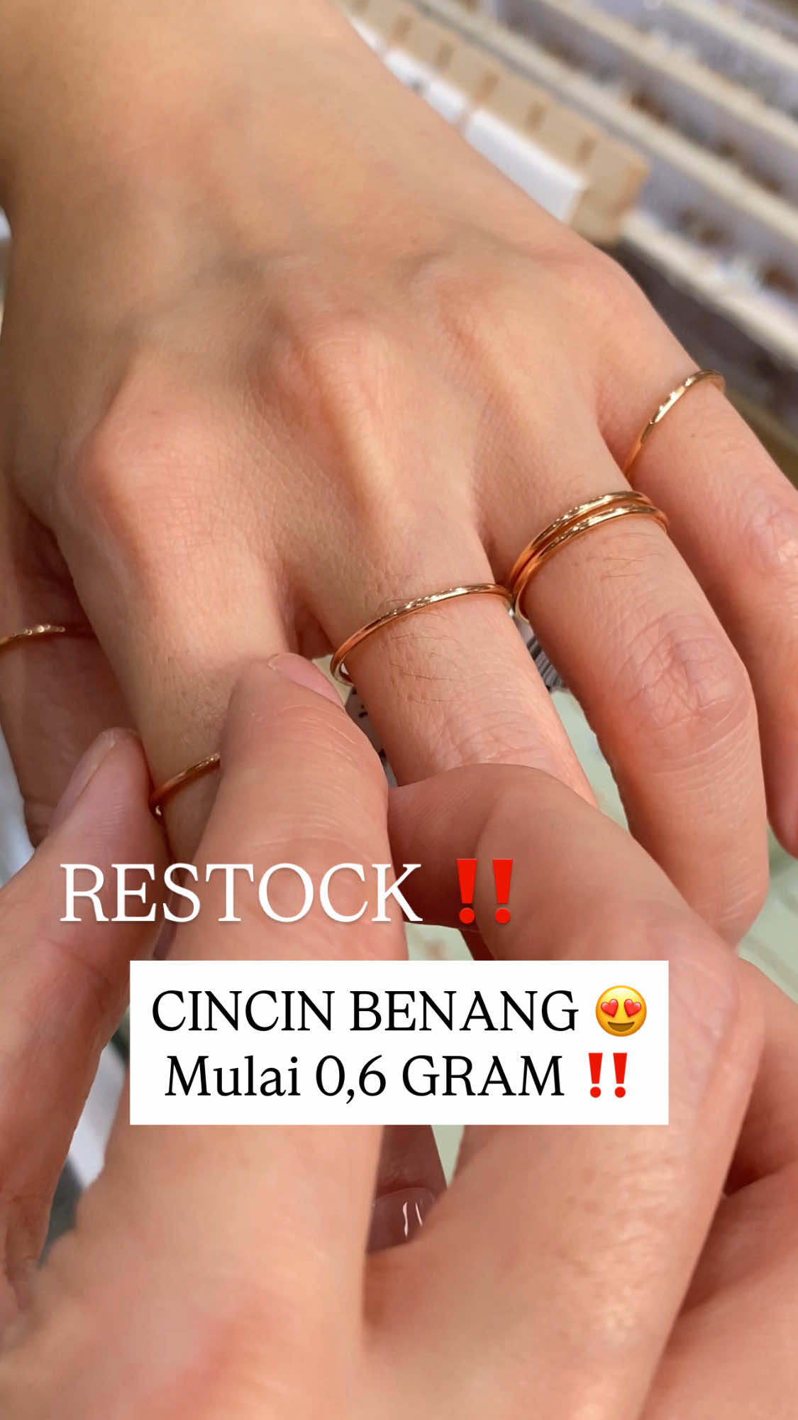 Special Cincin Benang , yang cocok Untuk stacking, dan super Cantik Banget loh, kalau mau langsung kontak admin sekarang juga 😍#tokomasenambandung #emasasli #tokomas 
