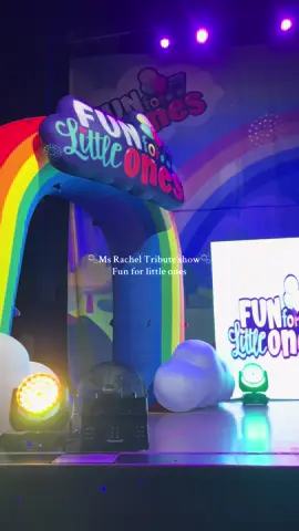 @FunForLittleOnes babygirl had the best time seeing her favourite “Ms Rachel” 🫧✨🐰🎶💕#msrachel #toddlersoftiktok #momtok #daysout #msrachelbaby 