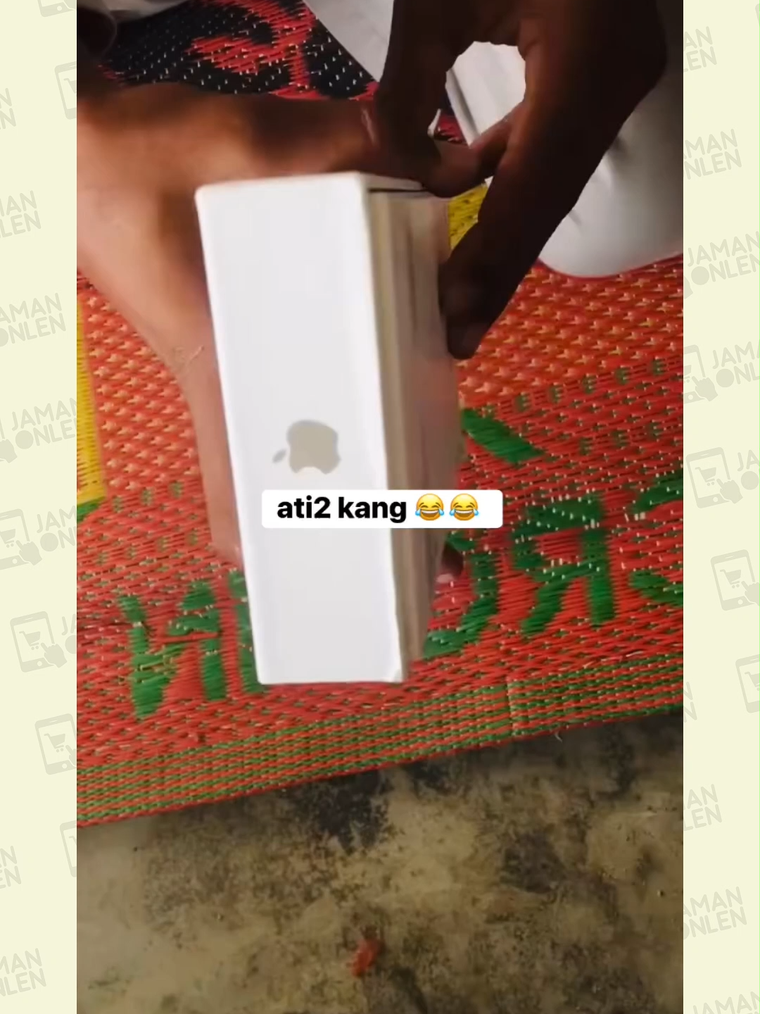Ketika beli iphone di jaman serba onlen  #jamanonlen #kurirpaket #dramaolshop #shopee #tokopedia #racunshopee #racuntokopedia #dramaonline #racunolshop #belanjaonline #dramaonlineshop #reviewbelanja #paketcod #gofood #grabfood