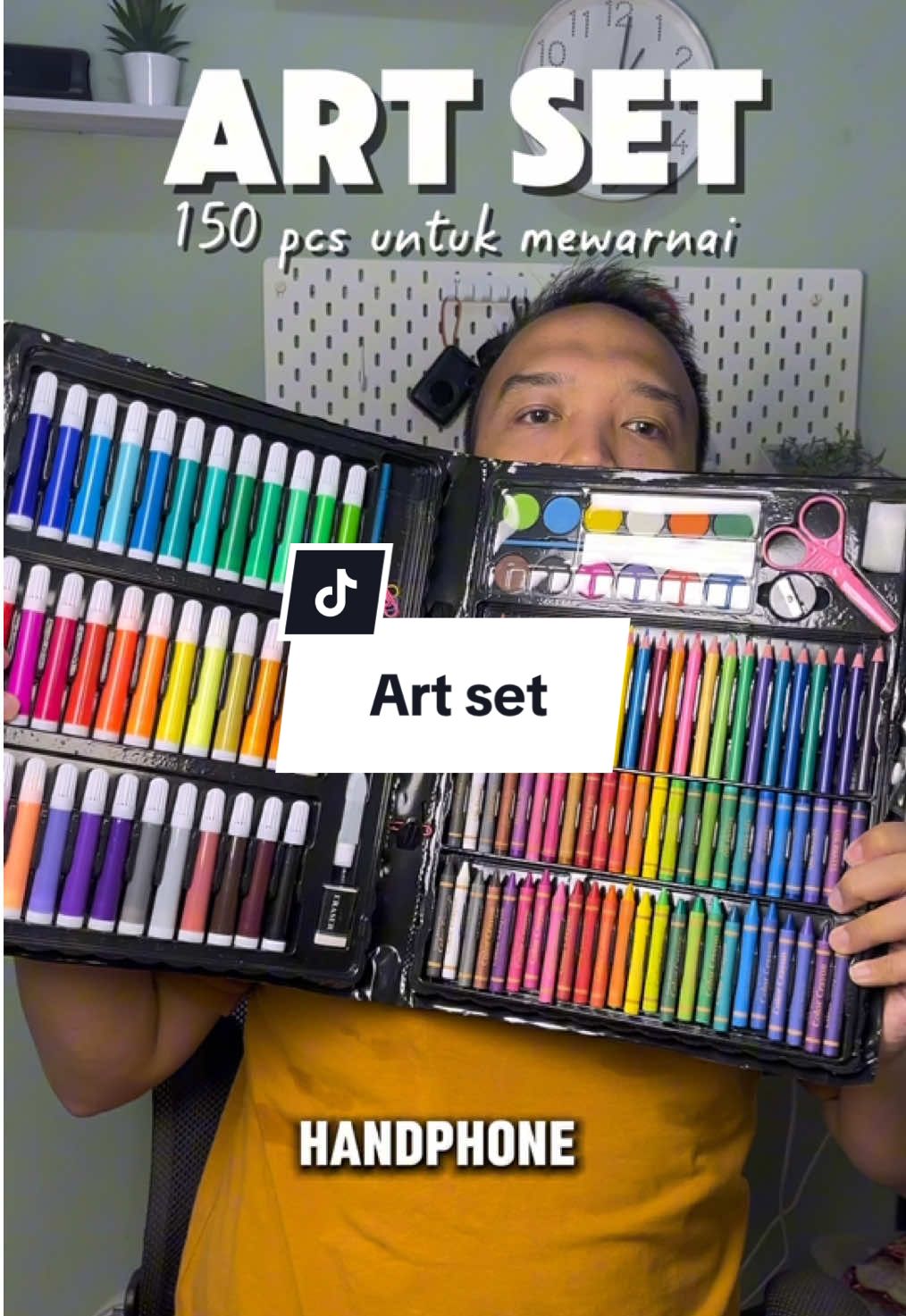 Jangan bikin anak tantrum terus dgn terlalu sering main hp, kasih 150 pcs art set ini aja ya guys #artset #crayon #pensilwarna 