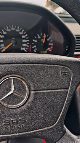 Mercedes Benz C-Class manuel disponible à cotonou les intéressés whatsapp ou appelle 91146131 #fyp #viral #business #cotonou #venteenligne  @papi_mohamed2 