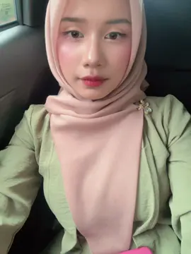 cari jalan tengah buat kamu >^