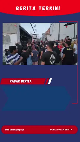 Lagi! Garasi Mobil Mewah Sahroni Dijebol dan Digeruduk Massa #viral #berita #fyp #kabarhariini #garasi 