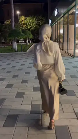 #walk #hijab #hijabstyle #hijabtutorial #türban #türbanlıbayanlar #turbanstyle #kesfett #keşfetbeni #keşfetedüş #kesfetttt #turbanlover #popular #capcut #eğlence 
