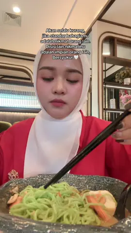 Maaf ya aku laper .. #fyp #storymanda #ootdhijab 
