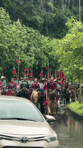 Mấy cái cơn mưa⛈️⛈️⛈️#clbkyxavn #cuoinguabancung #ridinghorses #horse #CapCut 