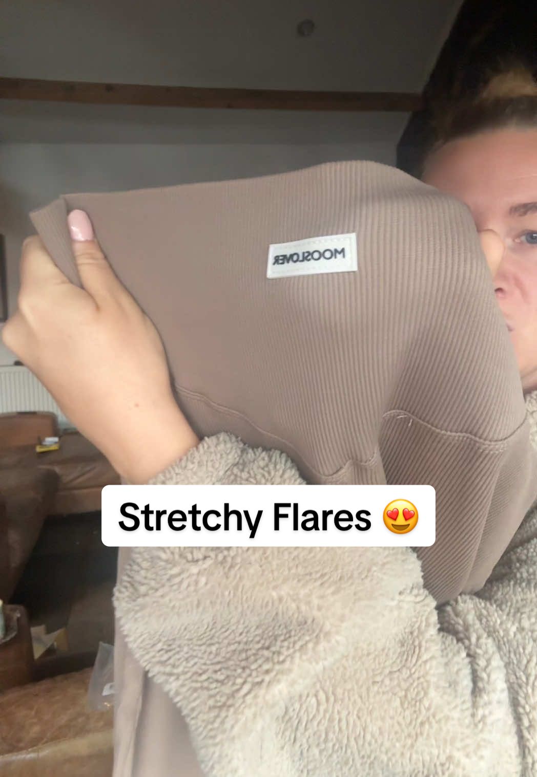 Stunning Flares!😍 Will do a try on haul tomorrow 🩷 @MOOSLOVER  #fyp #foryoupage❤️❤️ #viral #flares #stretchy 