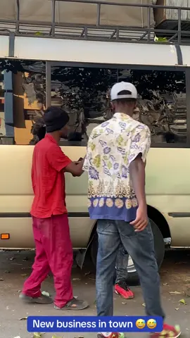 New business in town 😅😅😅#videoviral #pranksvideos #viral_video #comedyvideo #pranksgonewrong 