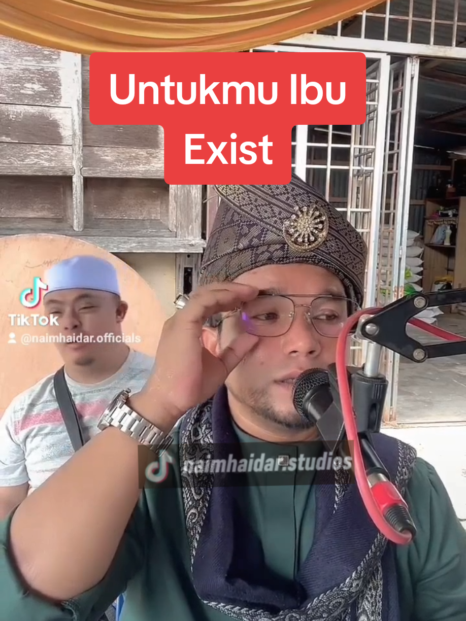 Untukmu Ibu... Buat yg telah kehilangan ibu tercinta.. Semoga roh mereka dicucuri rahmat 🤲🤲Ada yg sudi teman dj nyanyi kt blkg tu noh.. 😁 @Naim Haidar studios #masukberanda #fypシ゚viral🖤tiktok #untukmuibuexist 