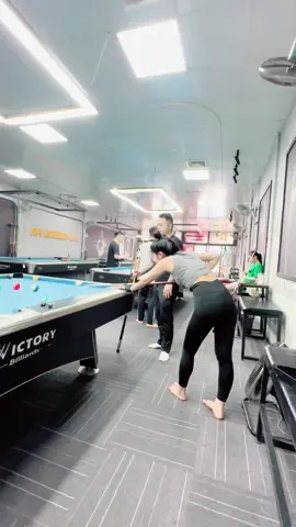 Được ông Trung Quốc dậy chơi bi a 🤭😂kiểu 😀