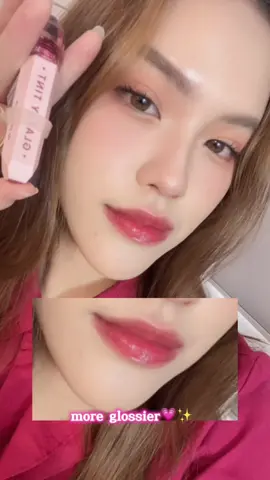 Pake 1 doang cukup ko kalo pakenya glazzy tint😋💖 Yuk cobain juga #glazzytint #liptint #lipgloss #liptintviral #reveline 