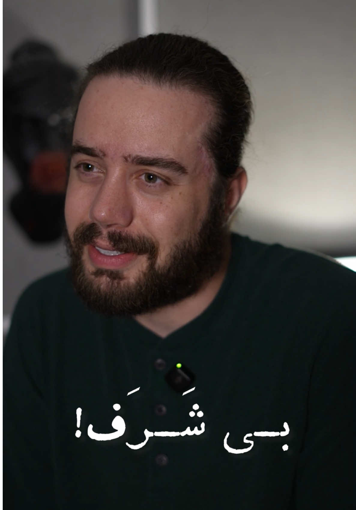 دنیا پر از رنگه، پر از زیباییه… 🍃🌍 ولی وقتی نگاه می‌کنی می‌بینی همین آدم‌ها با دروغ، دشمنی و کینه‌توزی، این قشنگی رو خاکستری می‌کنن. کاش روزی برسه که انسان بودن از هر قانون و قدرتی بالاتر باشه… ✨ #انسانیت #دنیای_زیبا»