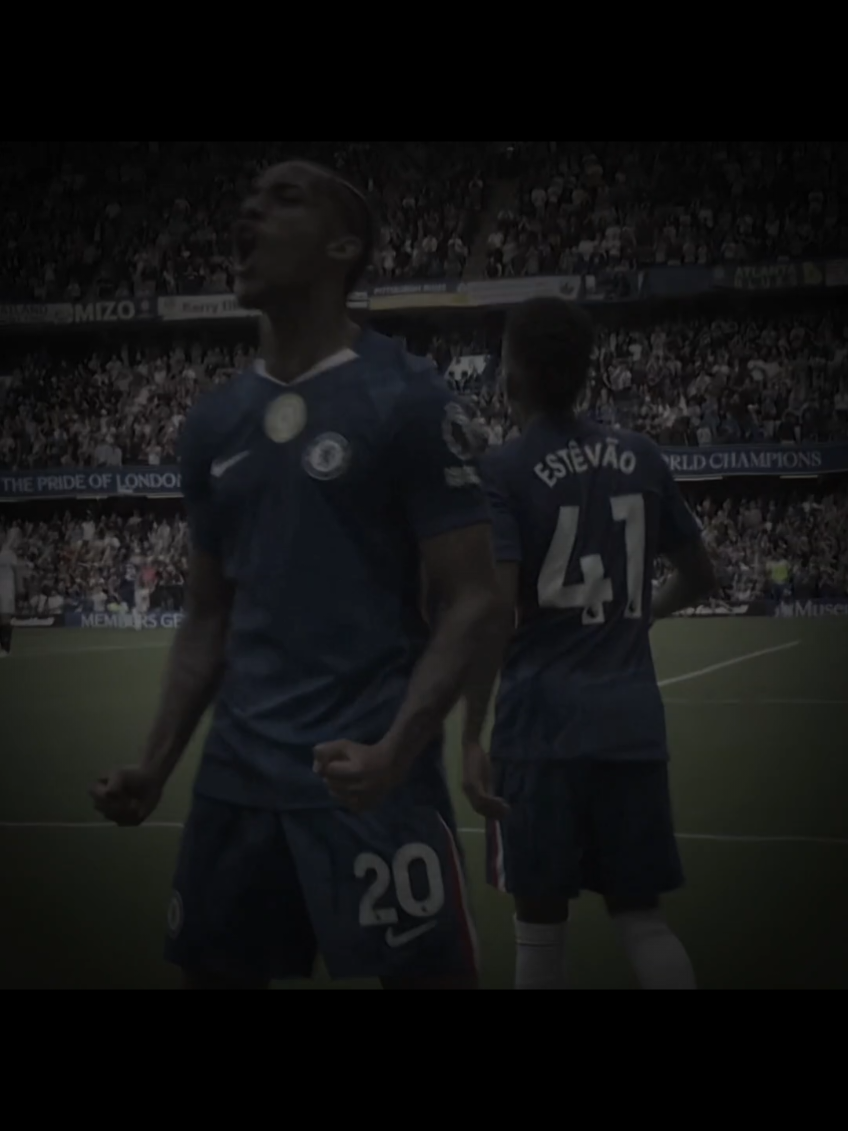 The best striker in the premier league. || #footballtiktok #footballedit #chelsea #isak #joaopedro || NO COPYRIGHT INTENDED