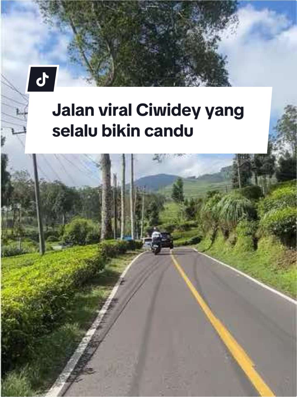 Indah tumaninah komo sambil ngaliwet botram... cik absen hela orang mana wae dulur ?  #naringgul #cianjurselatan #fyp #viral #xybca #jawabaratbeautiful #lewatberanda #bandungplacetogo #explore #wisata #ciwidey 