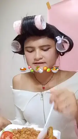 mamam lagi bareng ipud✋🏻#ipudpadang #foryoupage #fyppppppppppppppppppppppp #viralvideo #mukbang 