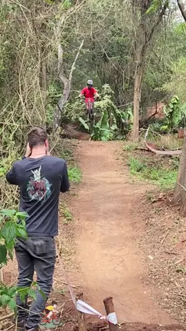 They made a stupid mistake while riding their bikes,so be careful next time 🤣🤣🤣#funny #funnyvideo #cycling #bike #funnyfail #fpy 
