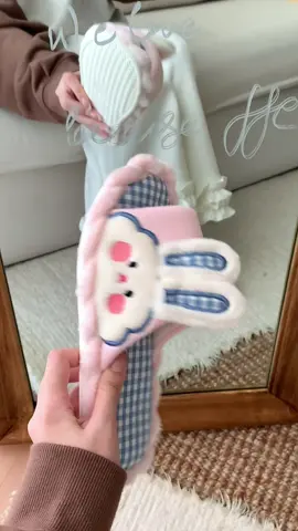 Một chú thỏ nhỏ dễ thương, thoải mái khi mặc và đẹp khi chụp ảnh！🥰🥳#xixitiao #dễthương #conthỏ #🐰 #anủi #thờitrang #giày #fyp #fypage 