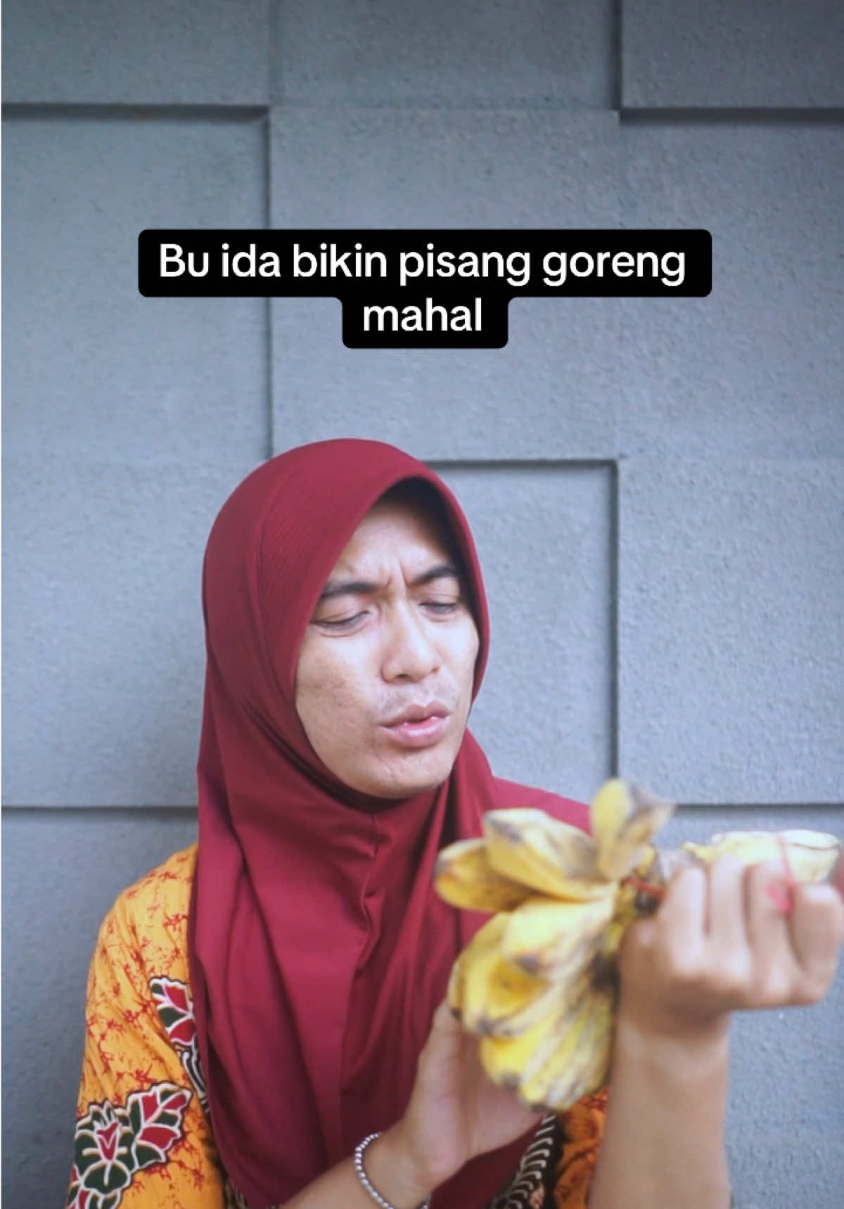Kalian mau beli pisang goreng semahal ini ngga?