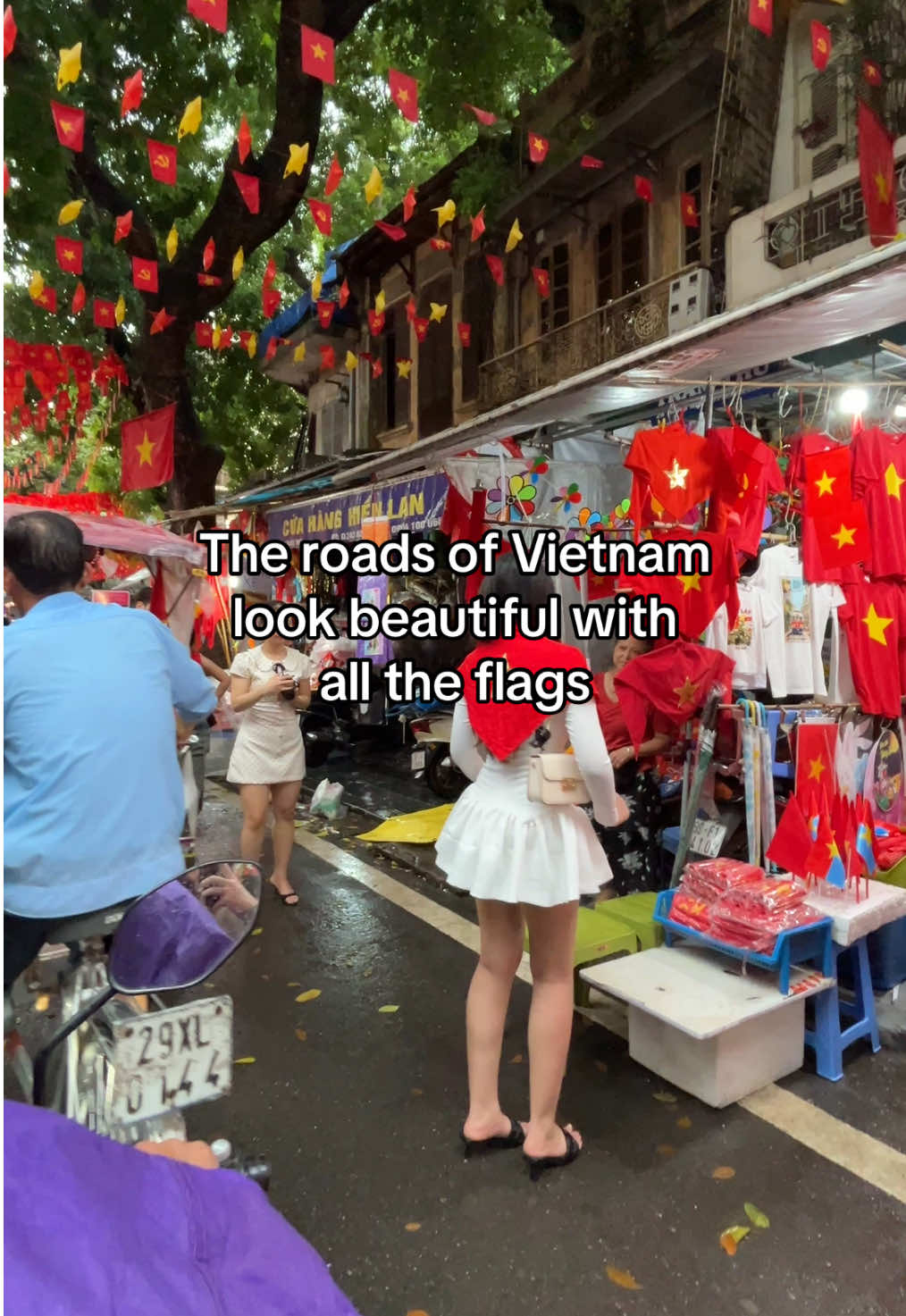 The roads of Vietnam are beautiful right now #hanoi #vietnam #independenceday #vietnamese 