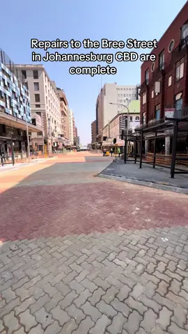 The City of Joburg has “completed” phase one of repairs to Lilian Ngoyi Street (formerly Bree Street) in the CBD. The road has been surfaced with  paving bricks instead of the traditional tar.  The route was destroyed by an underground gas explosion two years ago.    #johannesburg #joburgcbd #Breestreet #Dadamorero 