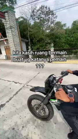 #abcyxz #meriyahkankemerdekaan #foryou #orangsenang 