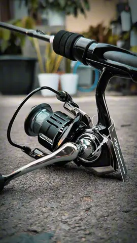Buat ultralight bisa ambil ukuran 1000 nya. Reel pancing Seahunter Blueshark power handle & SW. #mancing #reelpancing #reelpowerhandle #reelsw #seahunterblueshark 