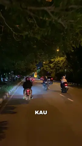 Vibes Pontianak malam hari #pontianak #pontianakviral #vibes 