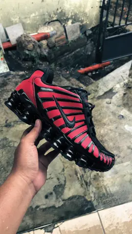 READY STOCK‼️ ( DETAIL GESER SLIDE ) ••• AVAILABLE SIZE 39 ( 24cm ) 40 ( 25cm ) 41 ( 26cm ) 42 ( 26,5cm ) 43 ( 27,5cm ) 44 ( 28cm ) ••• Foto 100% Realpict hasil foto kita sendiri BNIB ••• [STOCK BARANG TERBATAS]‼️ INSTAGRAM : LAPAKSPOKAT WHATSAPP : 087873756175 LOKASI : KAB. TASIKMALAYA
