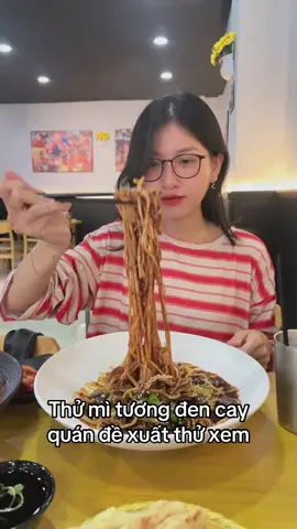 Giải xỉn nguội bằng mì tương đen cay cấp độ 😗 #truyenthuyetchampong #mituongdencay #thitheochienxu #angiquan10 
