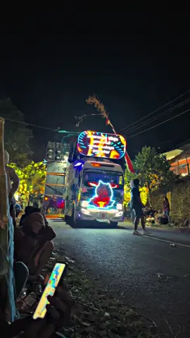 Adit tolongin dit🥴#brewog_audio #beranda #karnavalsoundsystem #fyppppppppppppppppppppppp #kemangigank