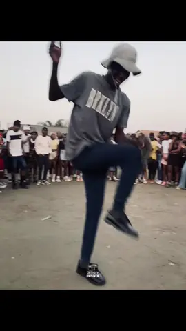 #skinnyowseven #bacardidancesession #bacardi 