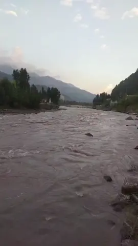 🌊✨ Arorika by the riverside at Balakot! ✨🌊 Standing gracefully by the flowing river, with the sound of water and nature creating pure magic 🌿💫. Her presence, her style, and the breathtaking view of Balakot make this moment unforgettable ❤️. 📍 Captured in the heart of KPK, Pakistan 🌍 🌸 #Arorika #Balakot #Mansehra #PakistanBeauty #TravelVibes     