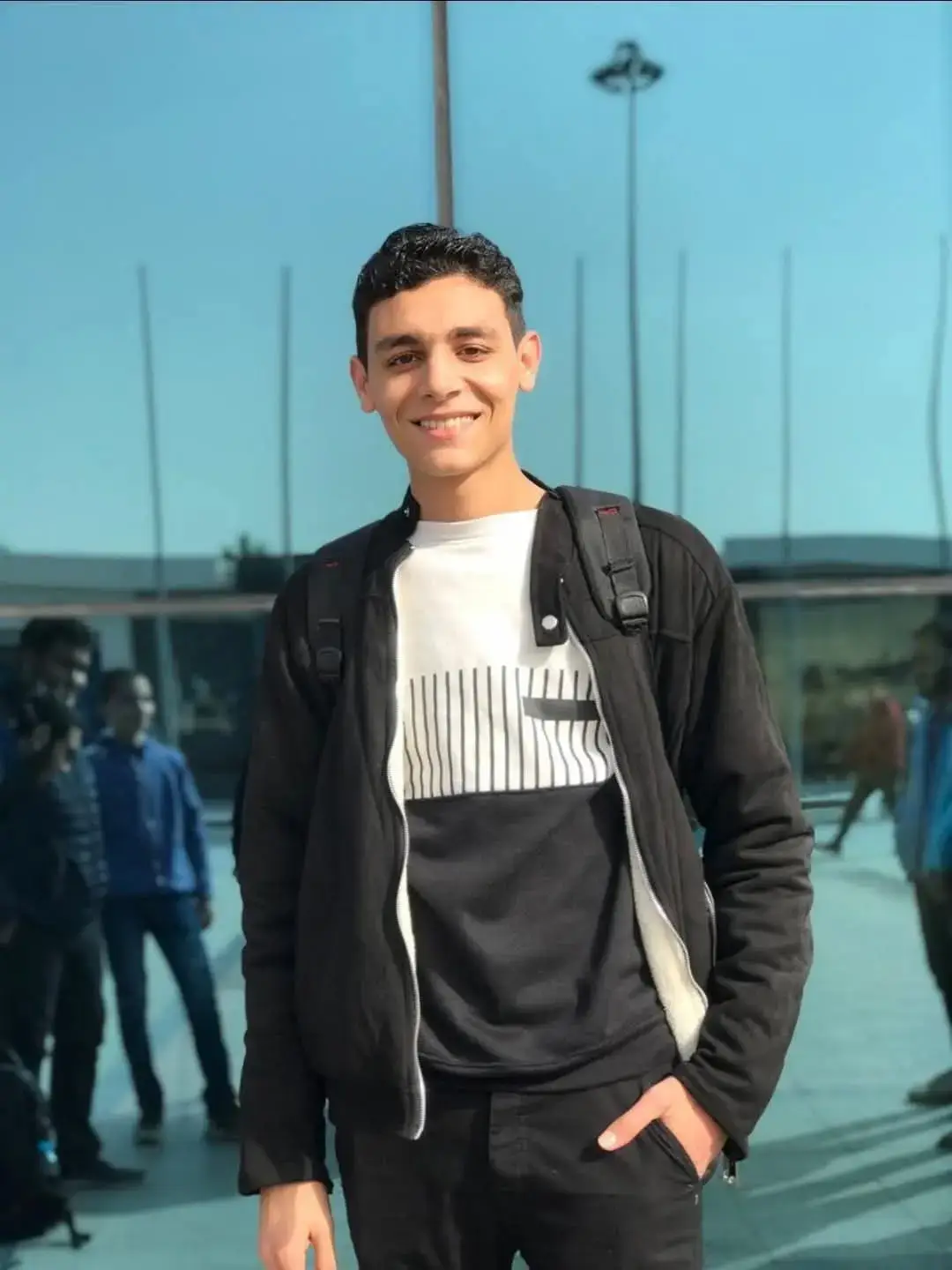 «   ‏اللهُم انزل شفاءك لمن مسه الضر . اللهم اشفي و عافي كُل مريض يتألم ولا يعلم بضعفه إلا أنت ...                        يارب انت الشافي المعافي ‏اللهم اشفى مرضانا ومرضى المسلمين اجمعين  اللهم لا شفاء الا شفاؤك اللهم اشفى كل مريض إنك القادر على كل شي ..» ♡