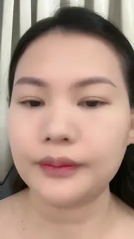 อายแชโดว์สติ๊กใช้ง่าย สีสวยชัด ติดทน ไม่ตกร่อง! ทาแท่งเดียวจบ สวยครบไม่ต้องง้ออายแชโดว์อื่น!