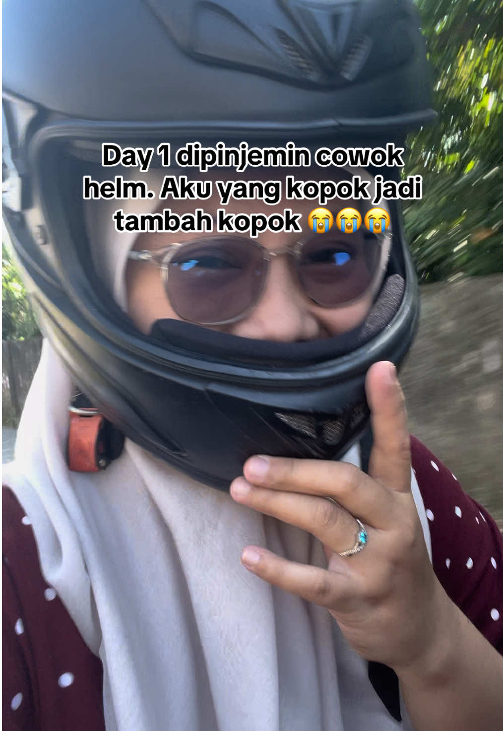 Punteeenn emang gini rasanya ya pakek helm batok #helmcowok #helm #sunmory 