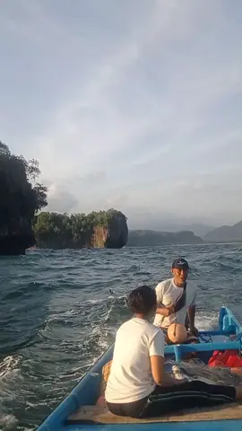 imponya pasang bolo..  tapi katumpangan bocil iki. pas globangnya besar 