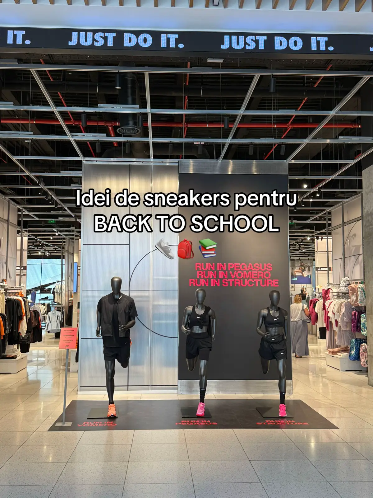 Numărătoarea inversă a început! 🤭 Scrie-ne în comentarii ce pereche de sneakers ți-a atras atenția. 👀 Te așteptăm în AFI Cotroceni! 🫵🏼😮‍💨 #aficotroceni #aficotrocenibucuresti #backtoschoolcheck #schooloutfit #schoollife 