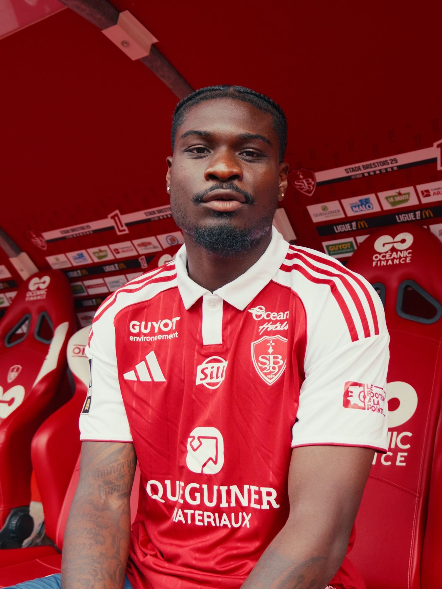 Eric-Junior Dina-Ebimbe est Brestois ! #Ligue1 #Brest #DinaEmbimbe