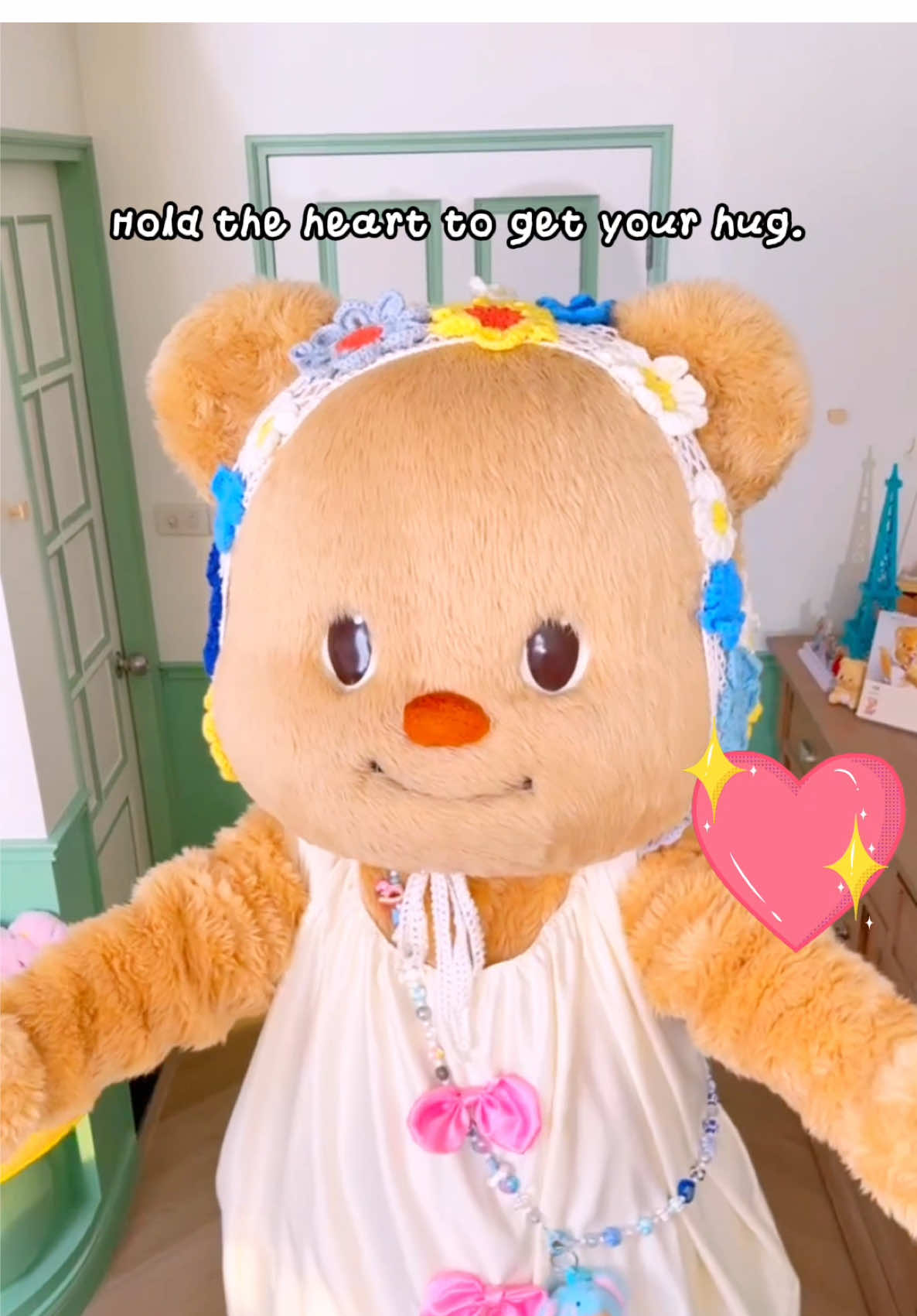 มัมๆ แด๊ดๆคนไหนกดตรงหัวใจ.. ระวังนะคะ!! น้องเนยจะกอดจนหายใจไม่ออกเลยยย 🤣🫂💖 WATCH OUT!! If you hit that heart, Noey’s gonna hug you so tight you can’t breathe  🤣🫂💖 #น้องเนย #ด้อมน้องเนย #butterbear 