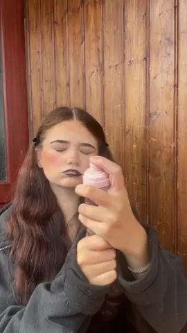 what’s everyone doing today? #fyp #grwm #makeup #girly #foryoupage❤️ 