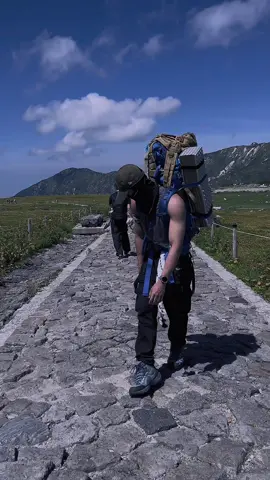Cosplay parkir liar #tateyama #pendakifomo #japanmountain #kenshuseijapan🇮🇩🇯🇵🎌 #absworkout 