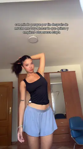 cuando me mude voy a empezar a hacer de contenido hdjsjsjsj (graná te quiero adios adios🌟)