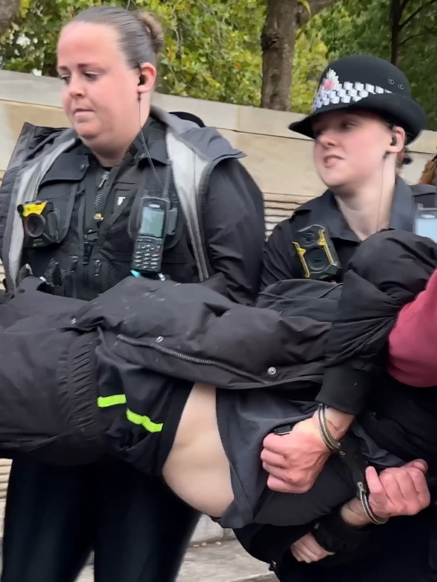 Police RIP Man Out