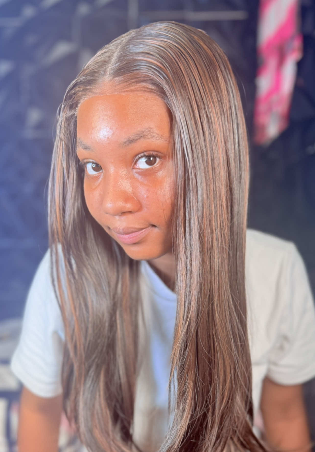 ✨ No time, no problem! This pre-plucked, pre-cut synthetic wig is ready to wear straight out the box — no glue, no stress, just flawless hair in minutes 😍🔥 #WigInstall #SyntheticWig #readytowear @U&A HAIR SHOP 