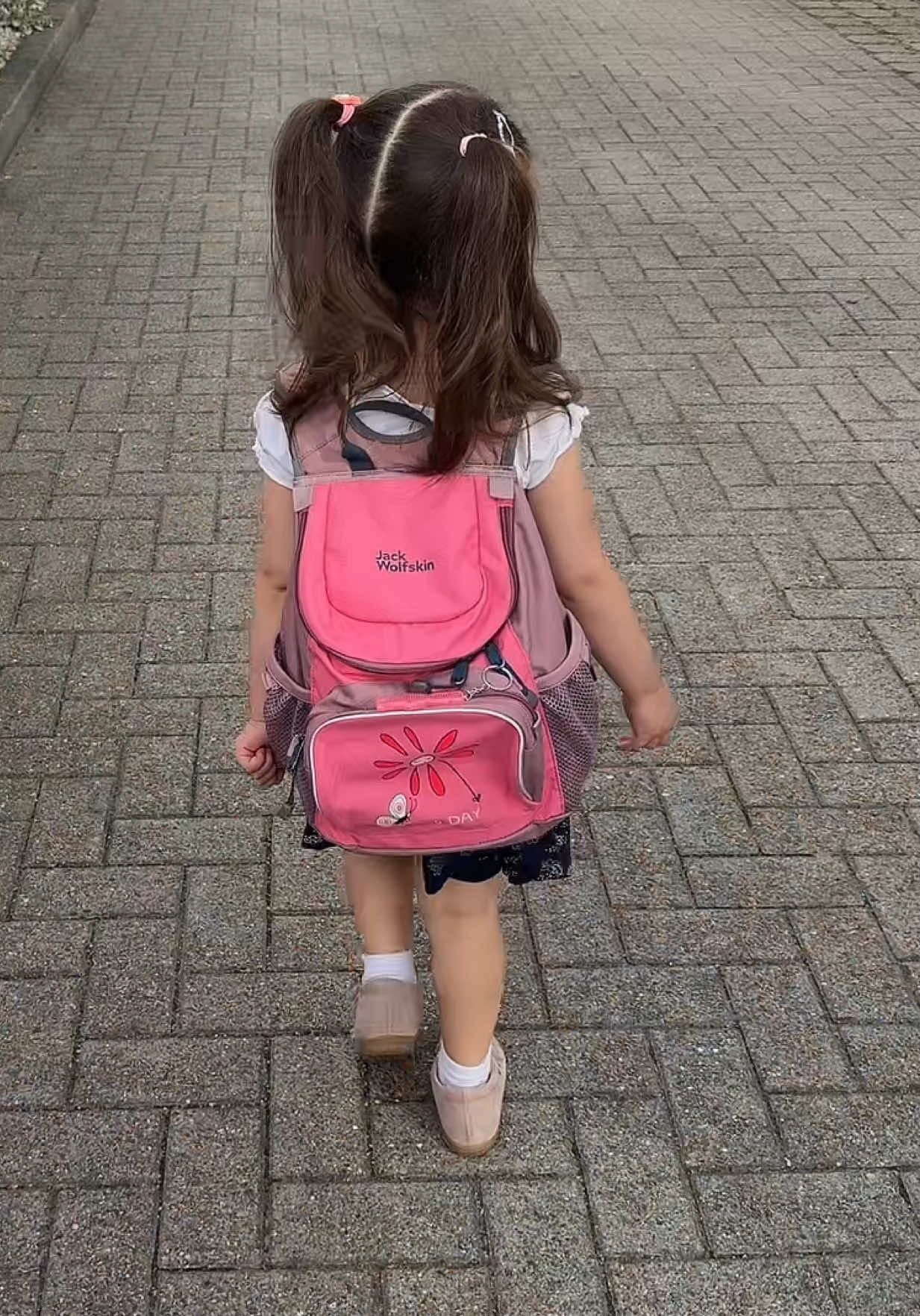 Sie haben es mir gesagt, die Zeit vergeht so schnell 🥺 #kita #kleinkindmama #mama #f #fürdich 