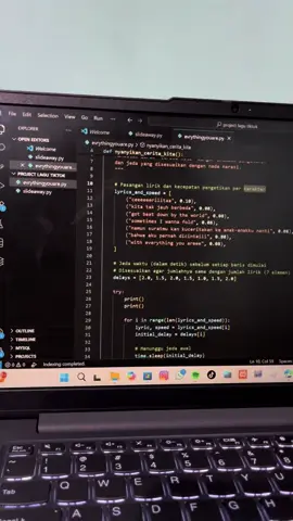 everything’s u are #masukberanda #fyp #coding #liriklagu #python 